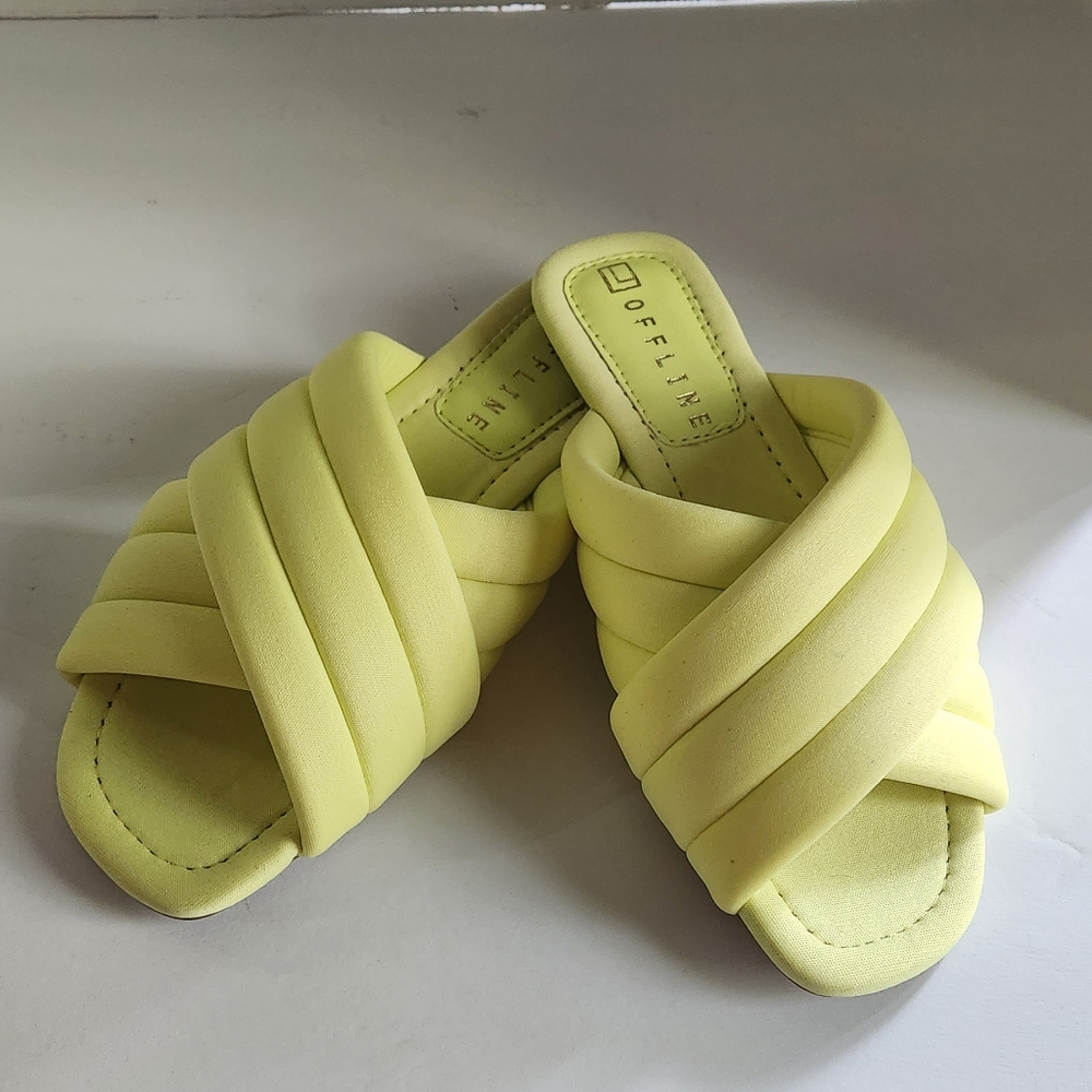 Offline yellow sandals sz 6 mules new Great summer color!